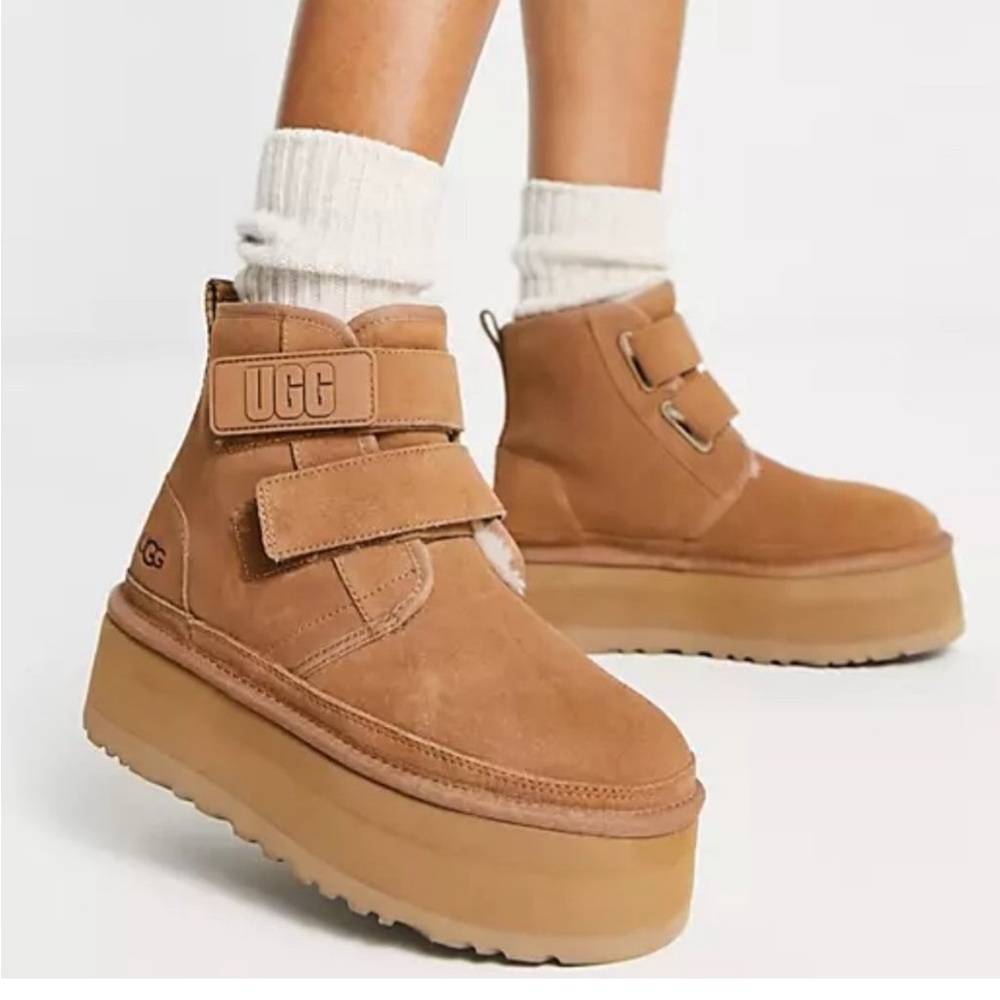UGG Women's Neumel platform boot